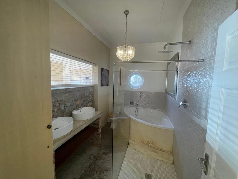 To Let 3 Bedroom Property for Rent in Simons Town Western Cape